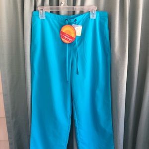 NWT LL BEAN SUNSMART CROPPED PANTS XS TURQUOISE BLUE